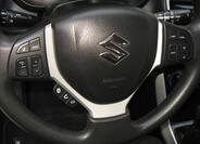 Suzuki S-Cross 31