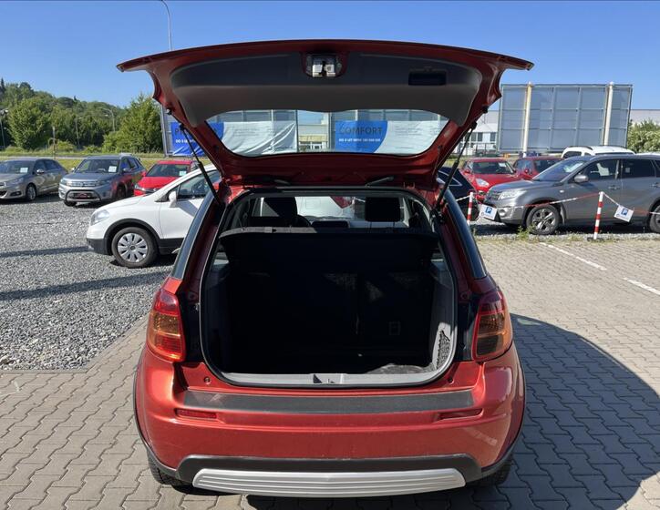 Suzuki SX4 6