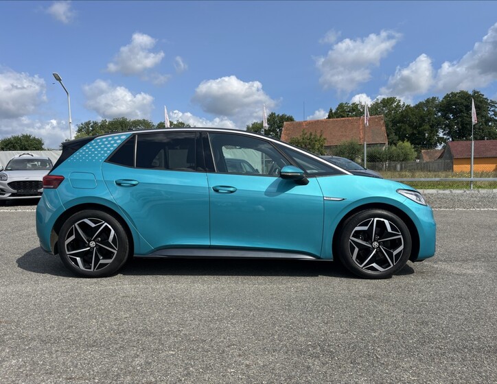 Volkswagen ID.3 4