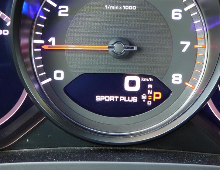 Porsche Cayenne 21