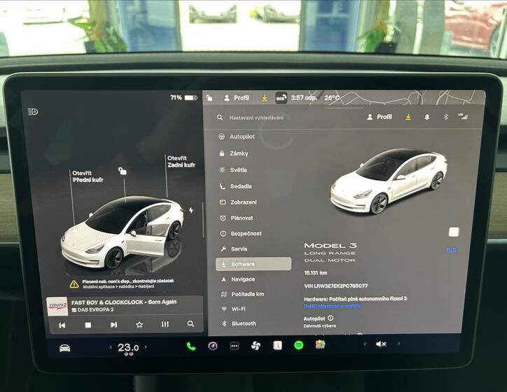 Tesla Model 3 16