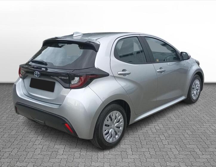 Toyota Yaris 7