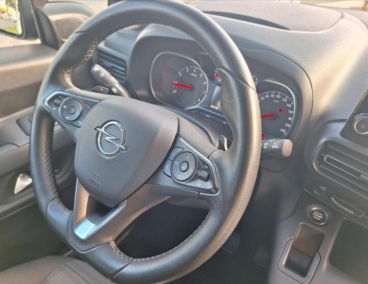 Opel Combo 9