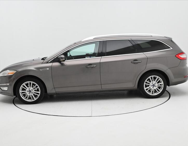 Ford Mondeo 8