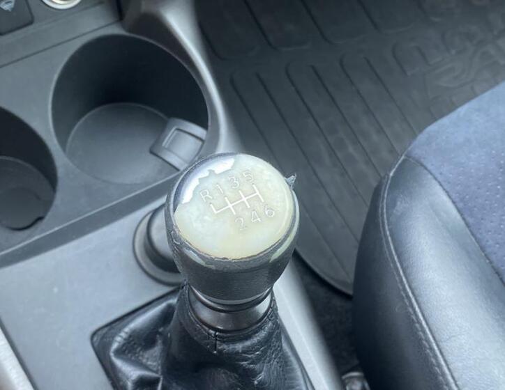 Toyota RAV4 25