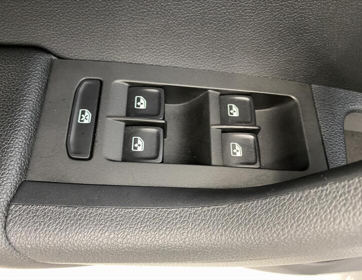 Škoda Octavia 12