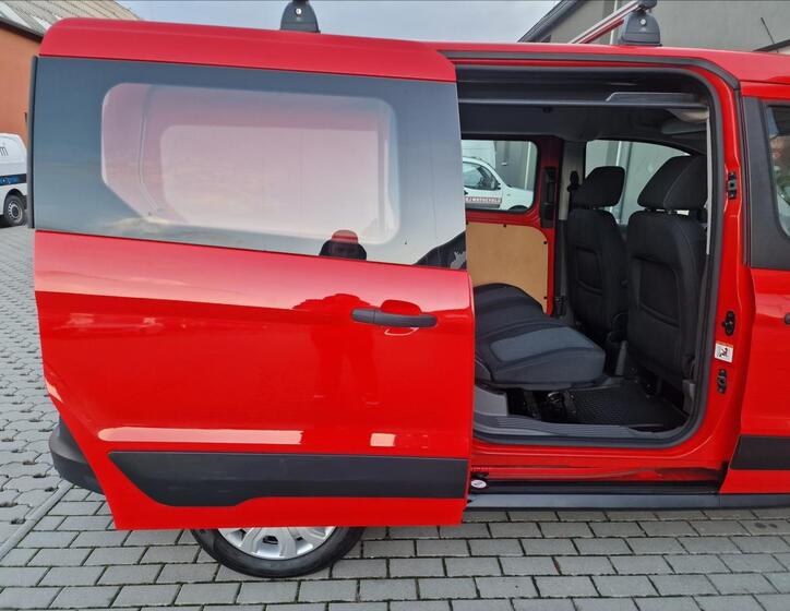 Ford Transit Connect 17