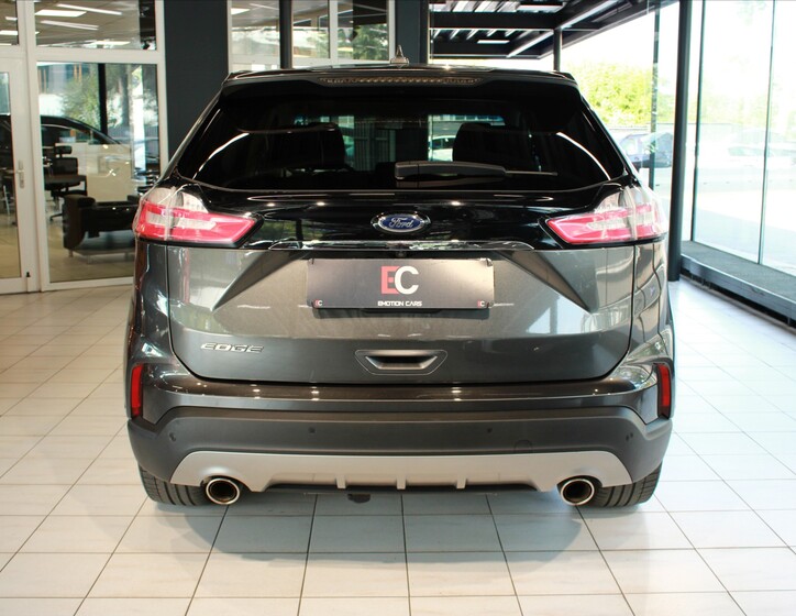 Ford Edge 5