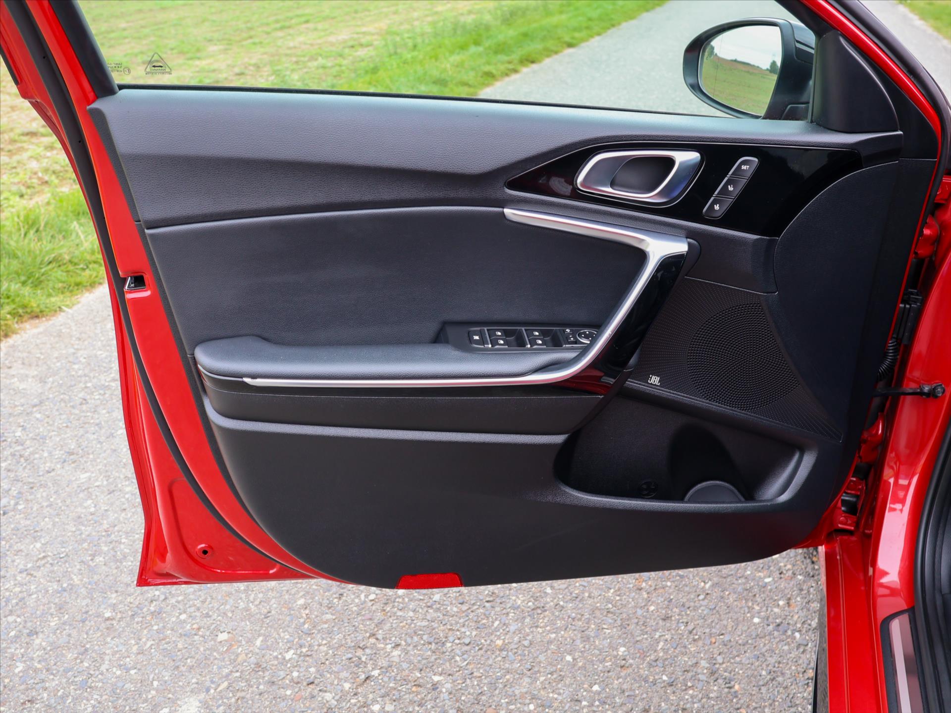 KIA ProCeed