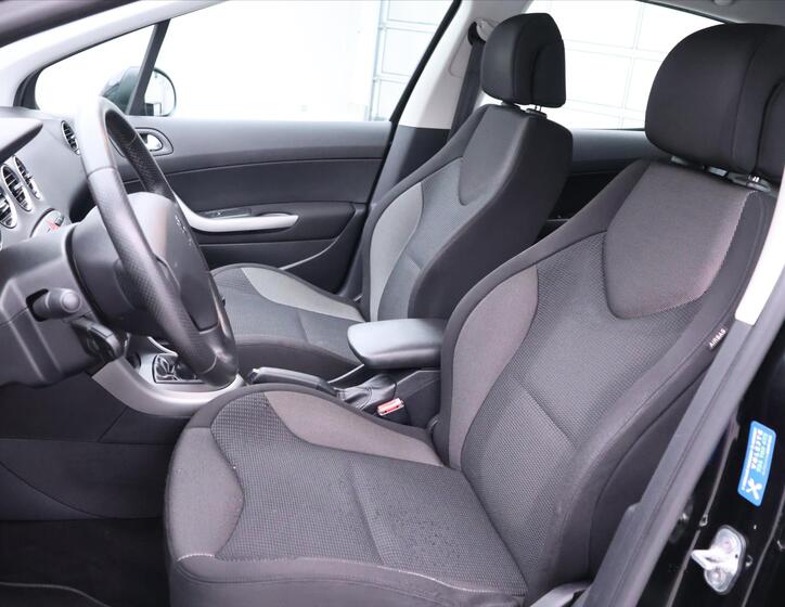 Peugeot 308 10