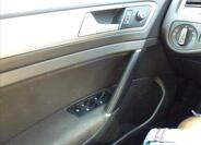 Volkswagen Golf 27