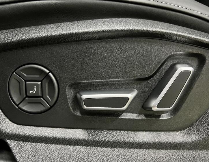 Audi SQ7 29