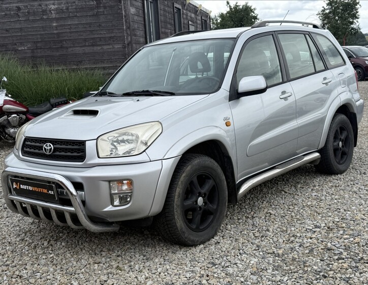 Toyota RAV4 1