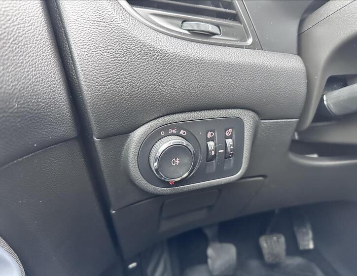 Opel Zafira 23