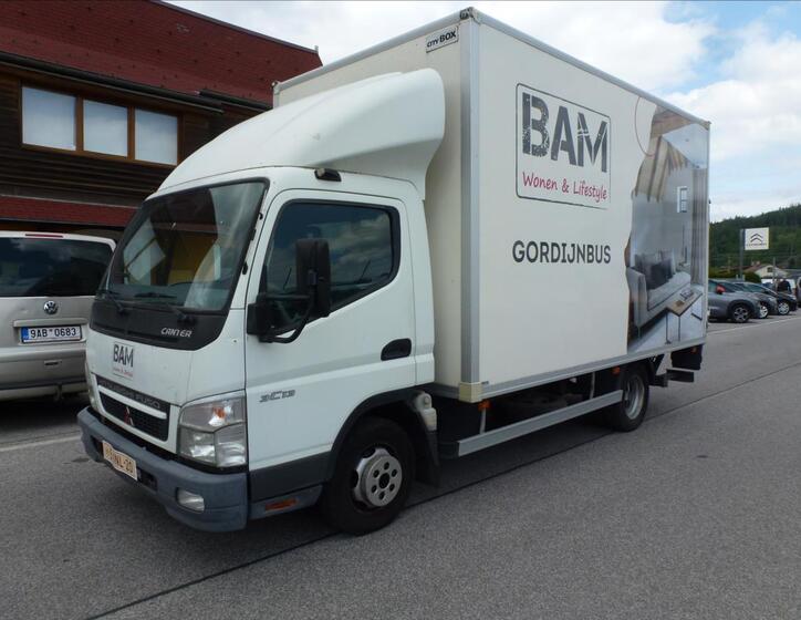 Mitsubishi Canter 1