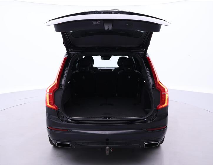 Volvo XC90 9