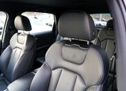 Audi Q7 24