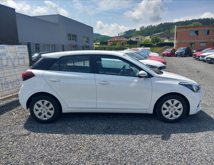 Hyundai i20 5