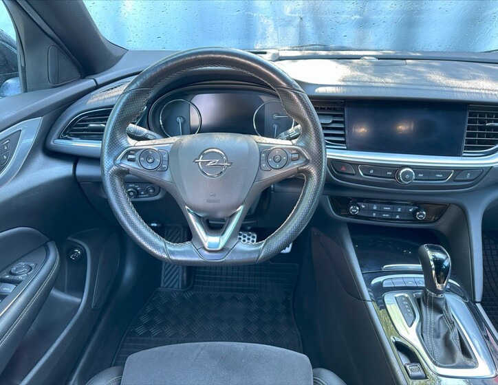 Opel Insignia 19