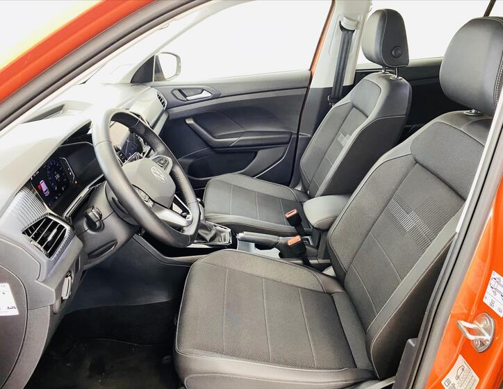 Volkswagen T-Cross 5
