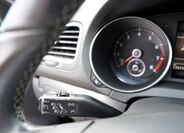 Volkswagen Golf 23