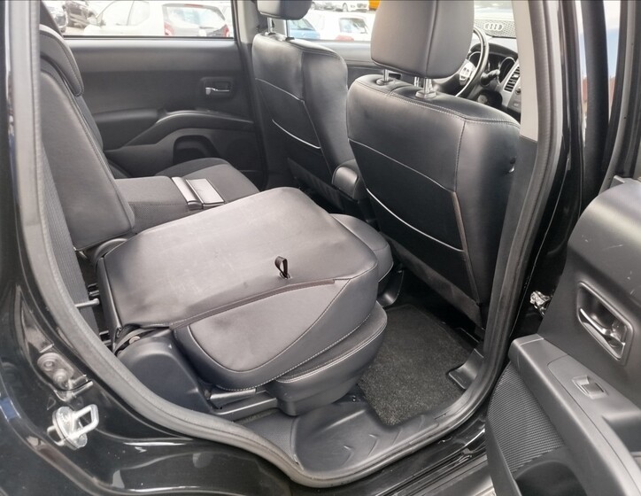 Citroën C-Crosser 32