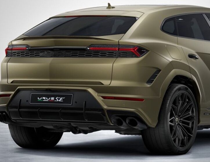 Lamborghini Urus 4