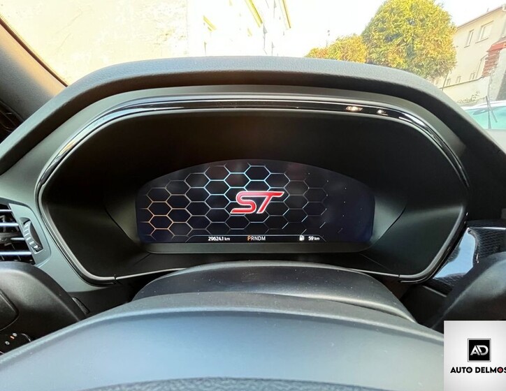 Ford Focus 44