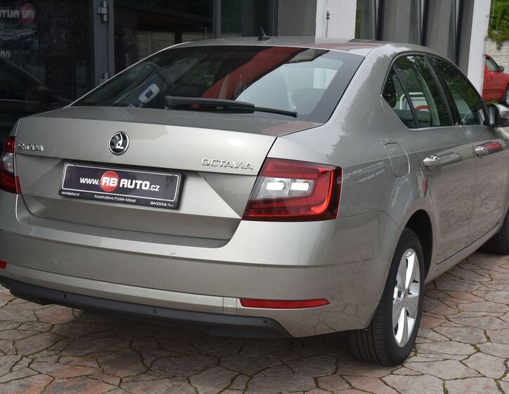 Škoda Octavia 8