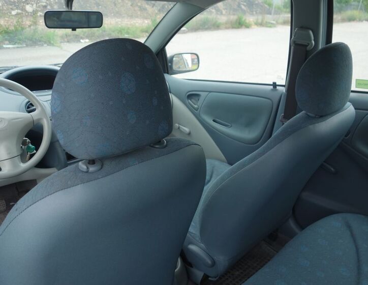 Toyota Yaris 20