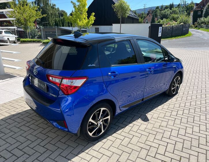 Toyota Yaris 6
