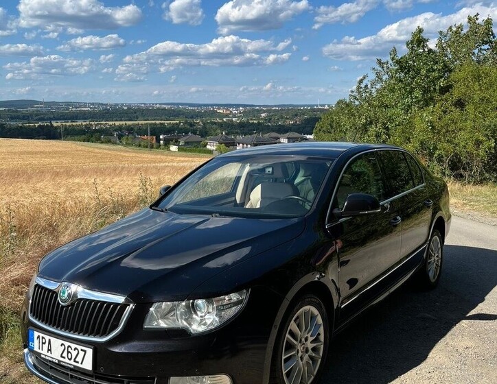 Škoda Superb 1