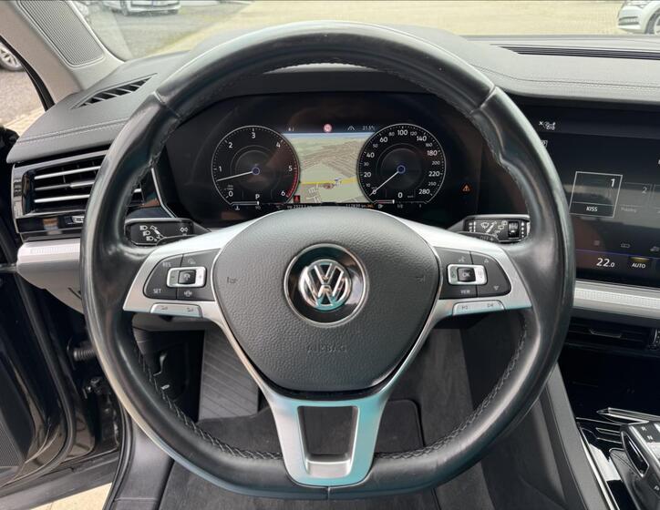 Volkswagen Touareg 14