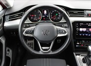Volkswagen Passat 9