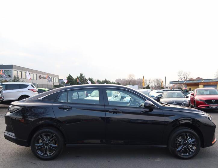 Dongfeng SHINE 5