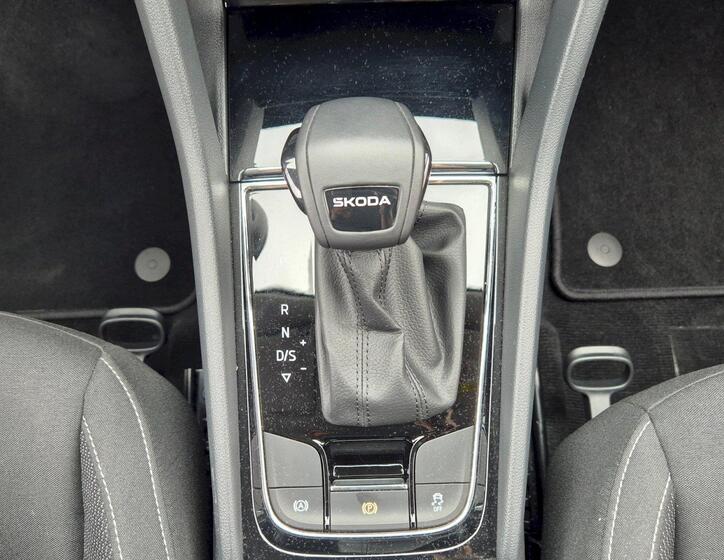 Škoda Karoq 23
