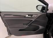 Volkswagen Golf 26