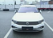 Volkswagen Passat 1