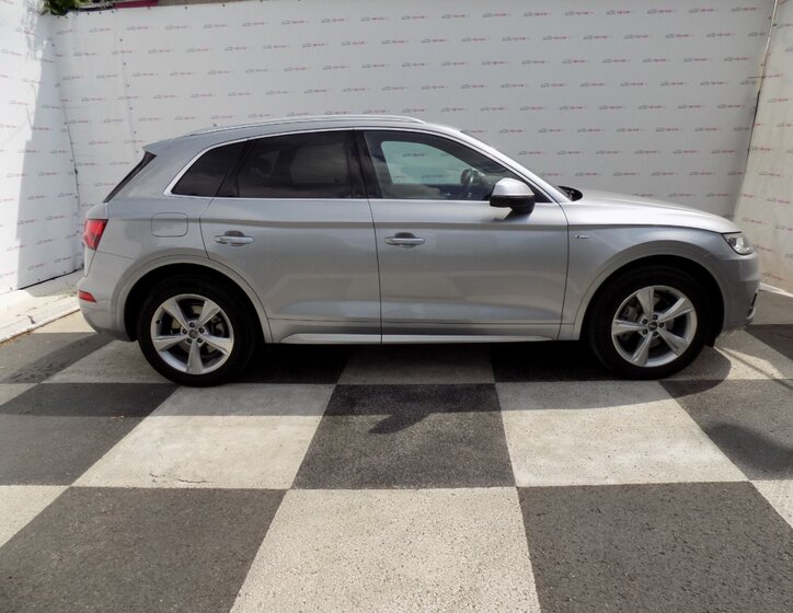 Audi Q5 7