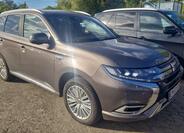 Mitsubishi Outlander 1