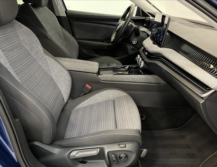Škoda Superb 24