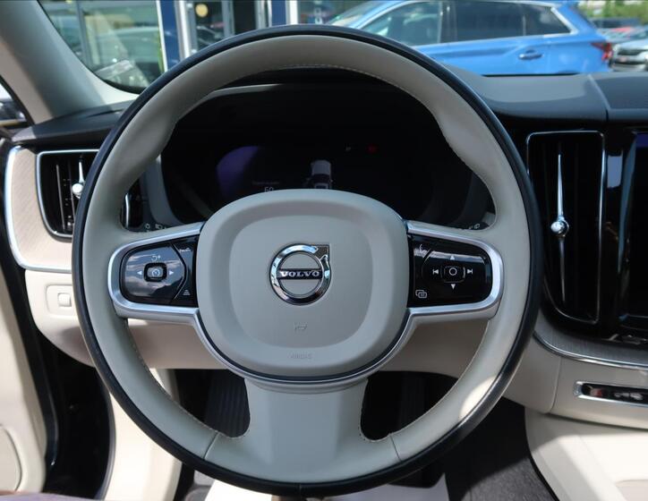 Volvo XC60 17