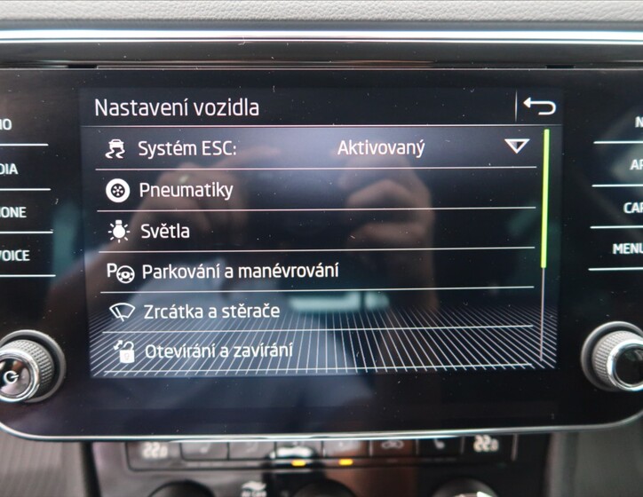 Škoda Superb 21
