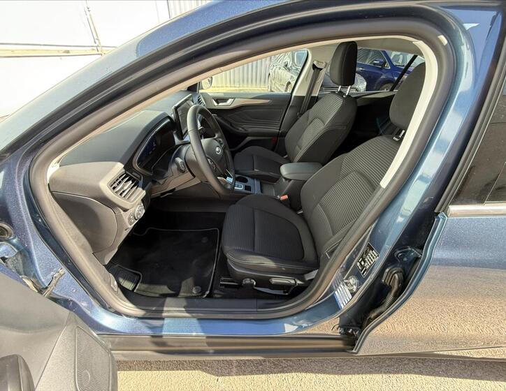 Ford Focus 7
