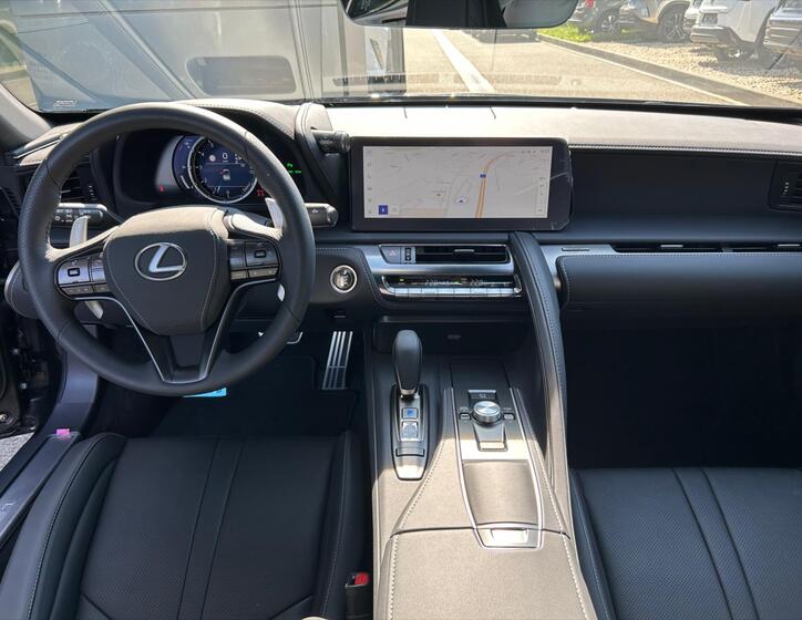 Lexus LC 500 13
