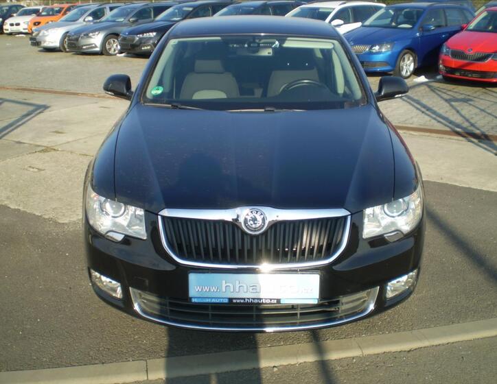 Škoda Superb 2