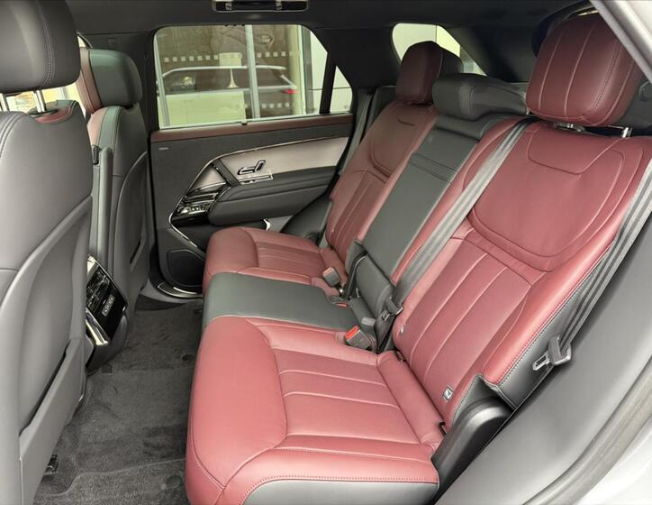 Land Rover Range Rover Sport 17
