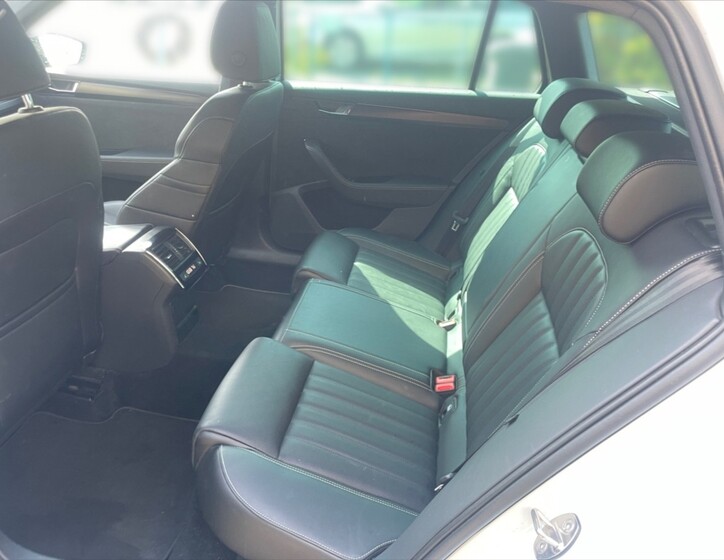 Škoda Superb 8