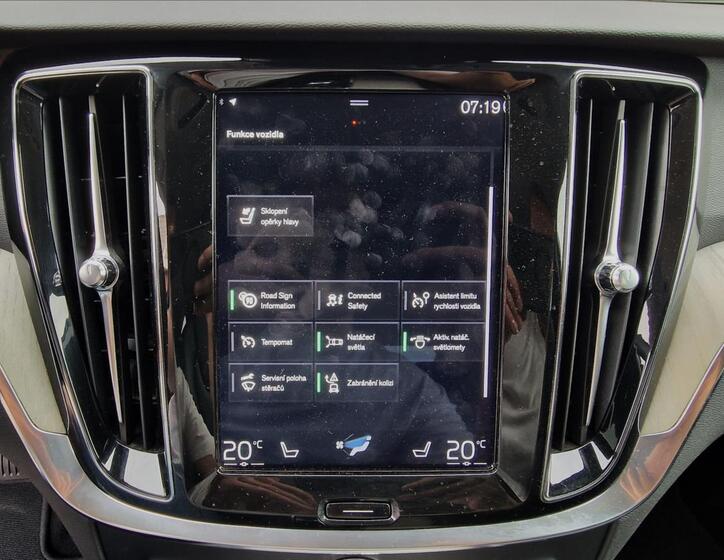 Volvo V60 29