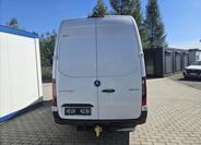 Mercedes-Benz Sprinter 4